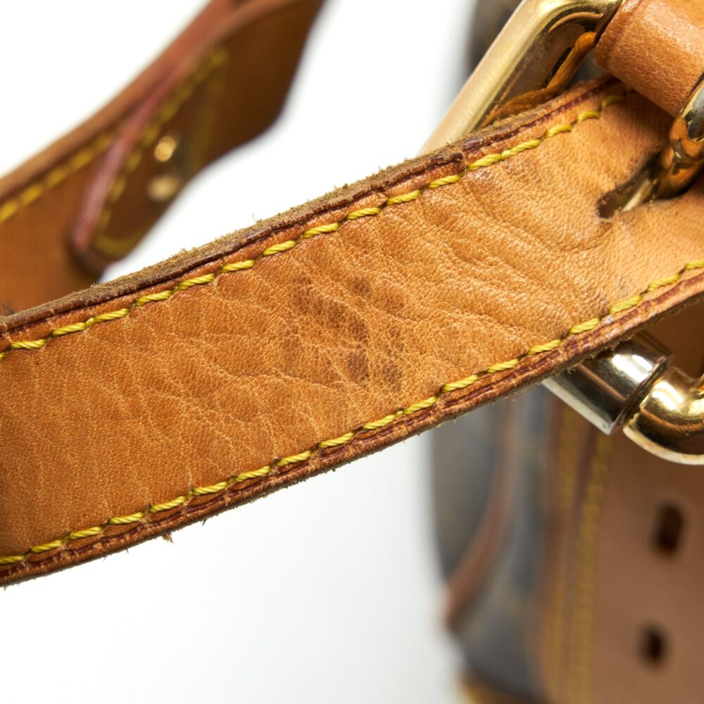 AAA Replica Louis Vuitton LV VINTAGE LARGE SHOULDER BAG MONOGRAM CANVAS GHW