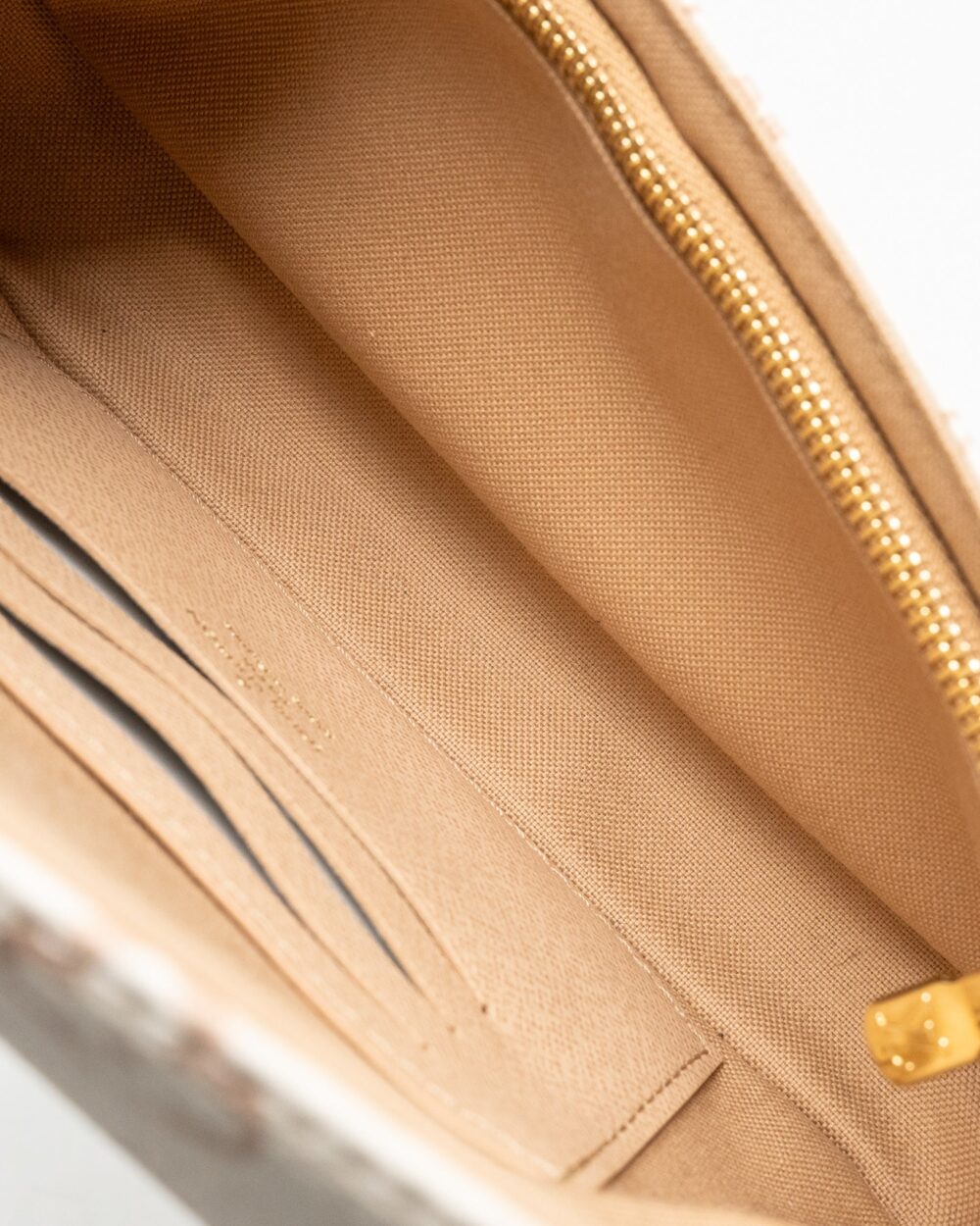 AAA Replica Louis Vuitton LV IVY WALLET ON CHAIN MONOGRAM DUNE CANVAS BEIGE/CREAM GHW