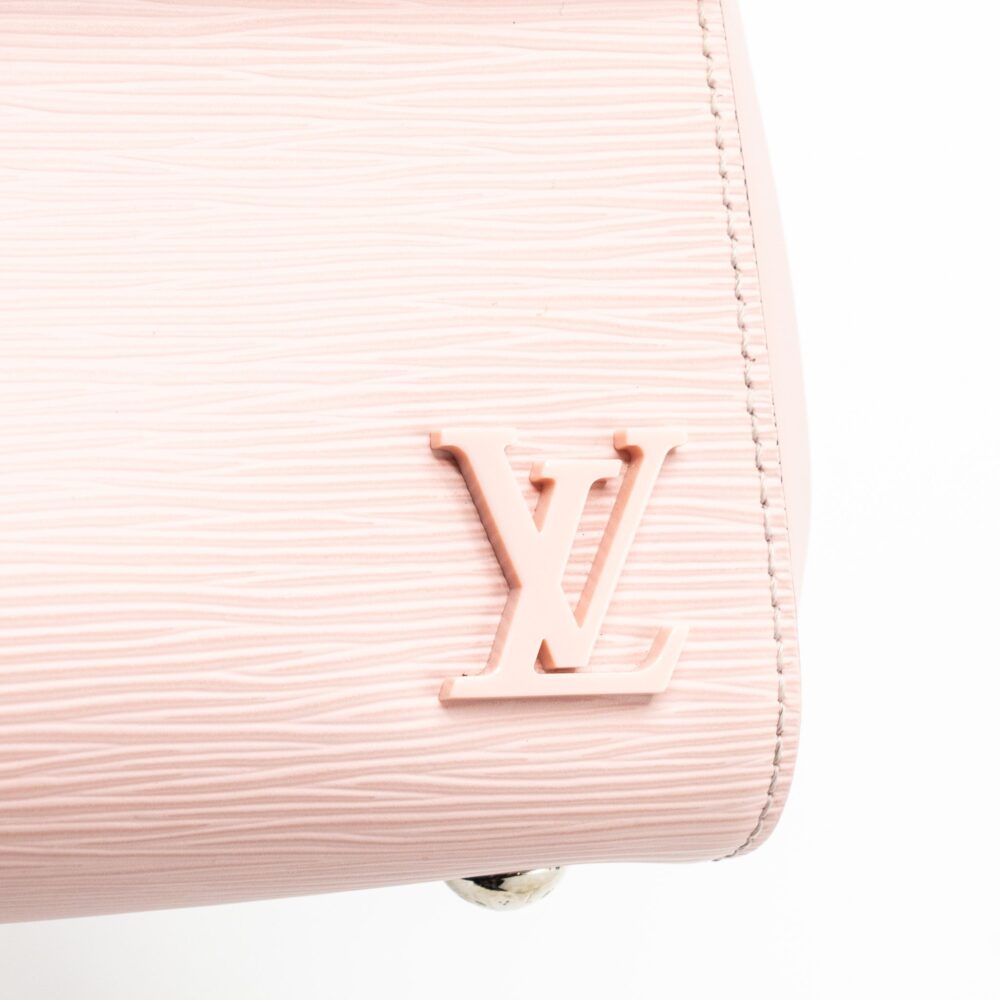 AAA Replica Louis Vuitton LV CLUNNY BB EPI PINK SHW