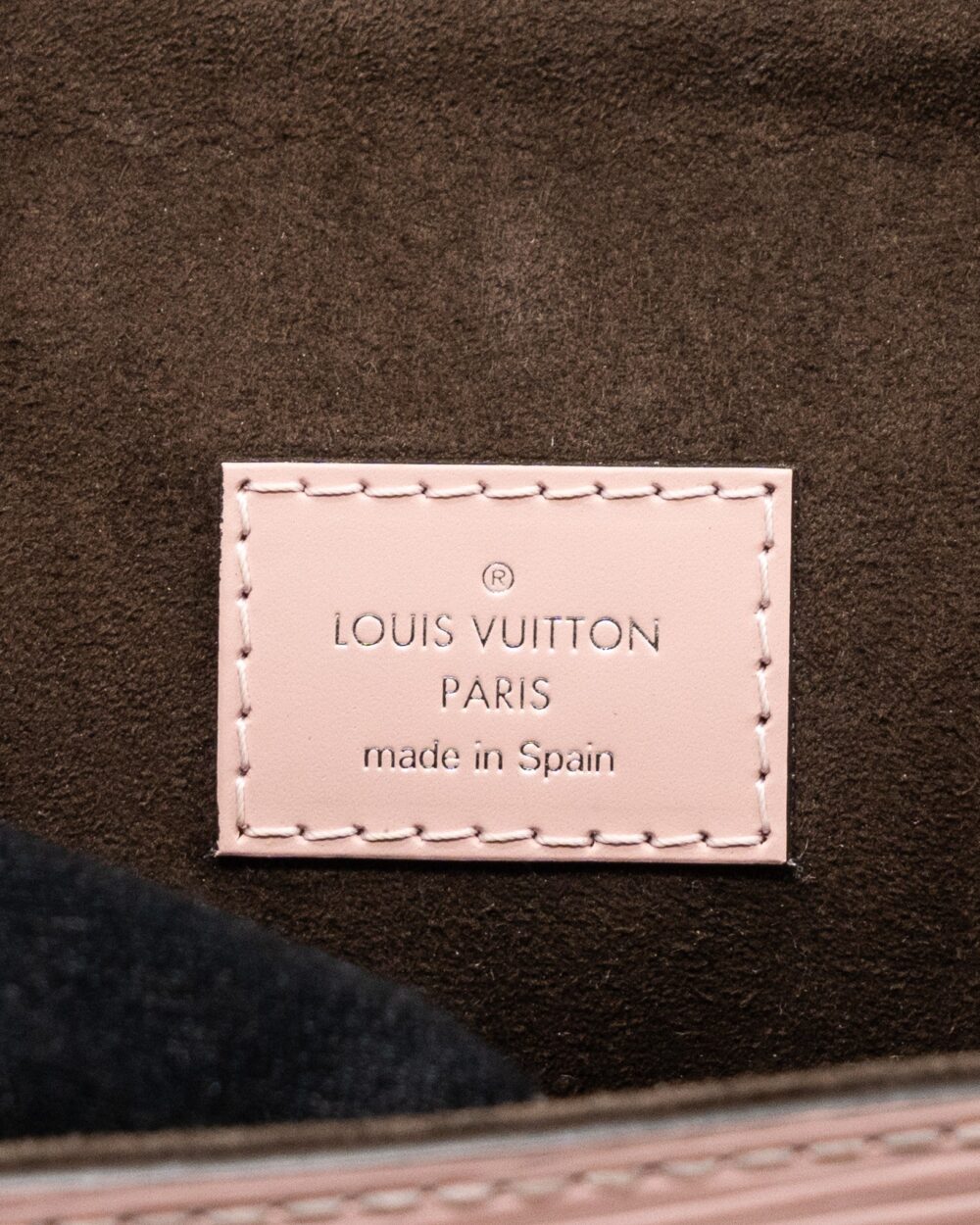 AAA Replica Louis Vuitton LV CLUNNY BB EPI PINK SHW