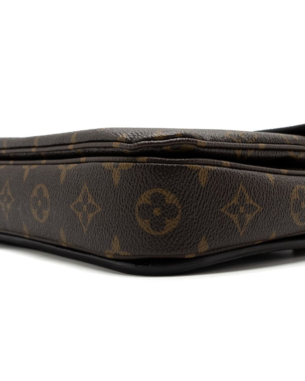AAA Replica Louis Vuitton LV POCHETTE MÉTIS MONOGRAM CANVAS GHW