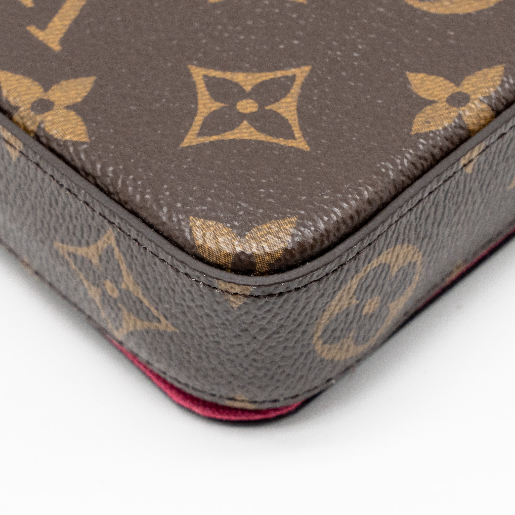AAA Replica Louis Vuitton LV POCHETTE FELICIE LIMITED EDITION VIVIENNE MASCOT ON HOLLYWOOD DRIVE MONOGRAM CANVAS GHW
