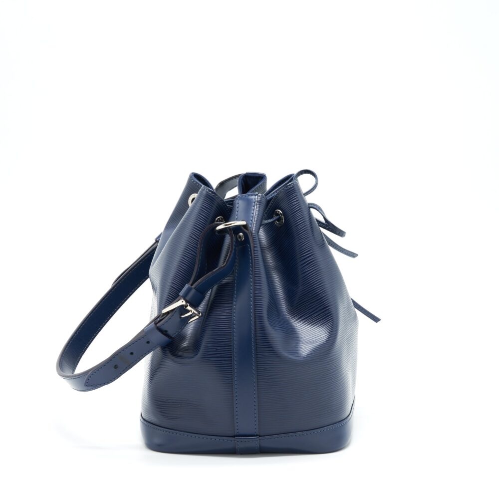 AAA Replica Louis Vuitton LV NOE BUCKET BAG EPI LEATHER NAVY SHW