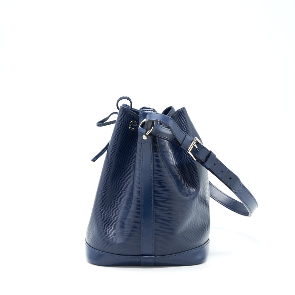 AAA Replica Louis Vuitton LV NOE BUCKET BAG EPI LEATHER NAVY SHW
