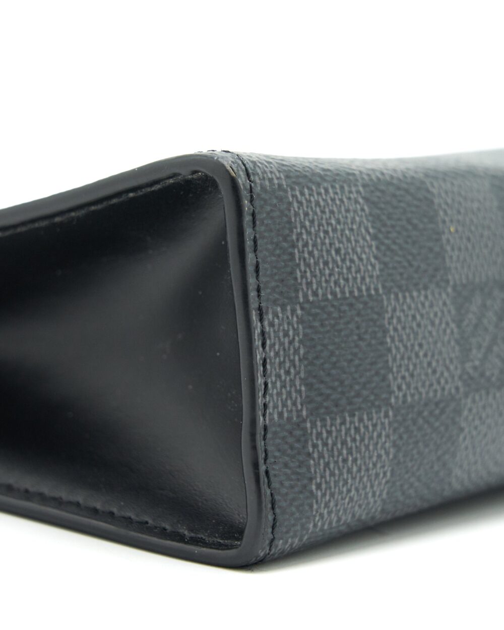 AAA Replica Louis Vuitton LV POCHETTE VOYAGE DAMIER GRAPHITE
