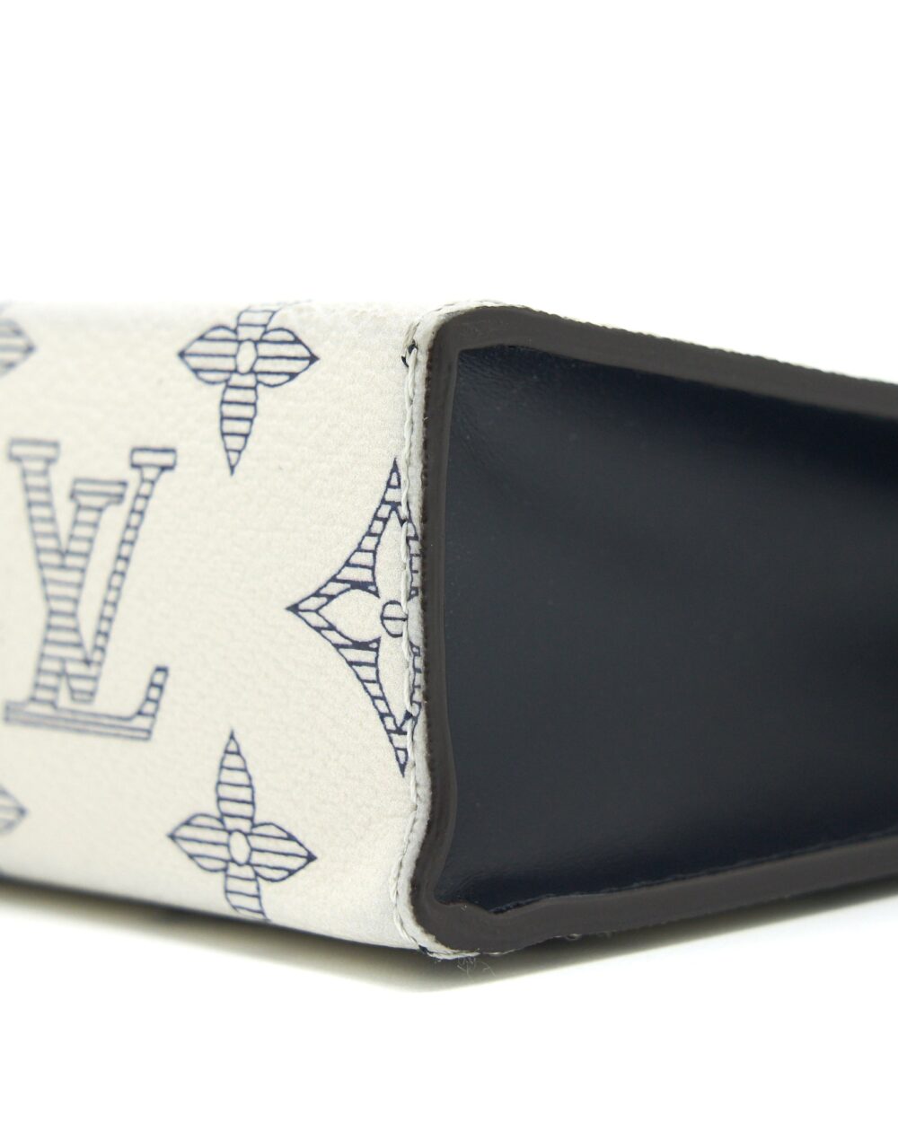 AAA Replica Louis Vuitton LV CHAPMAN POCHETTE VOYAGE GM