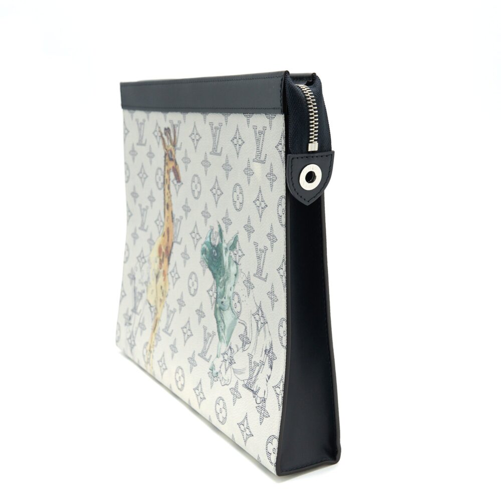 AAA Replica Louis Vuitton LV CHAPMAN POCHETTE VOYAGE GM