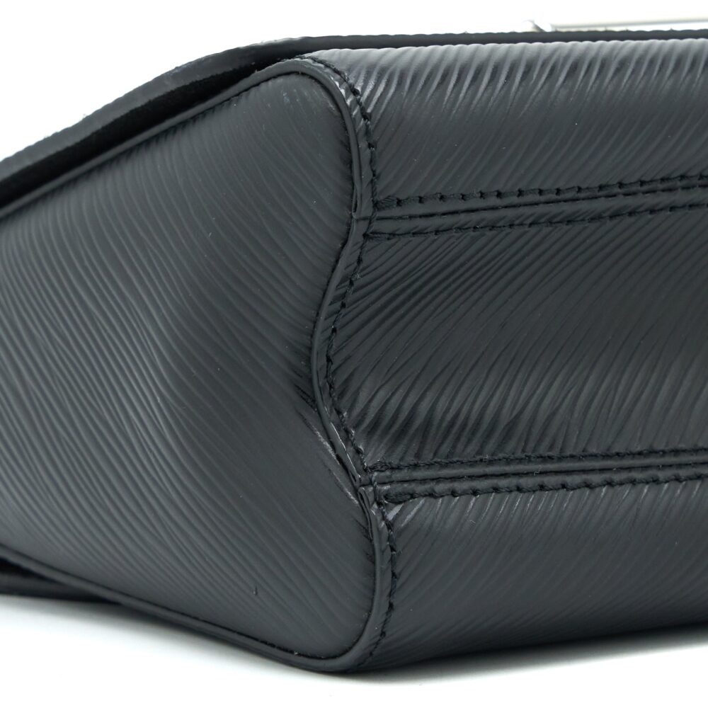 AAA Replica Louis Vuitton LV TWIST PM EPI BLACK SHW