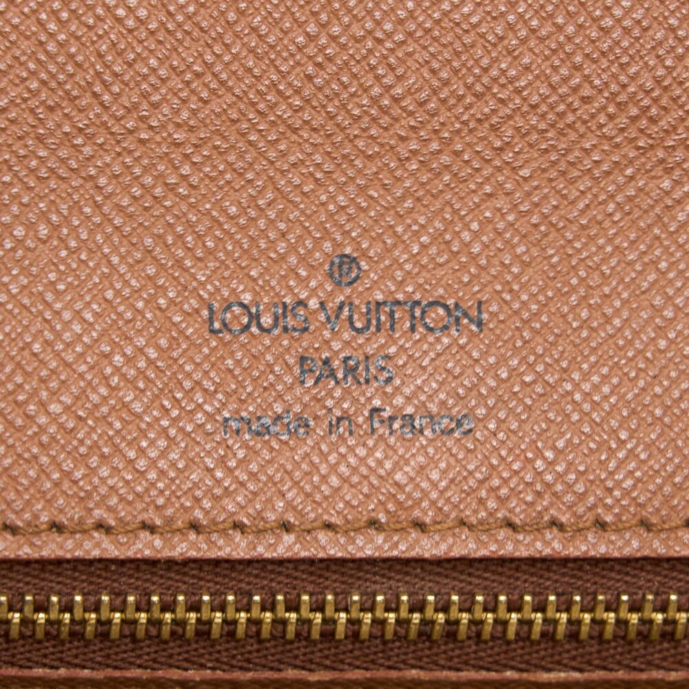 AAA Replica Louis Vuitton LV VINTAGE POCHETTE MÉTIS MONOGRAM CANVAS GHW