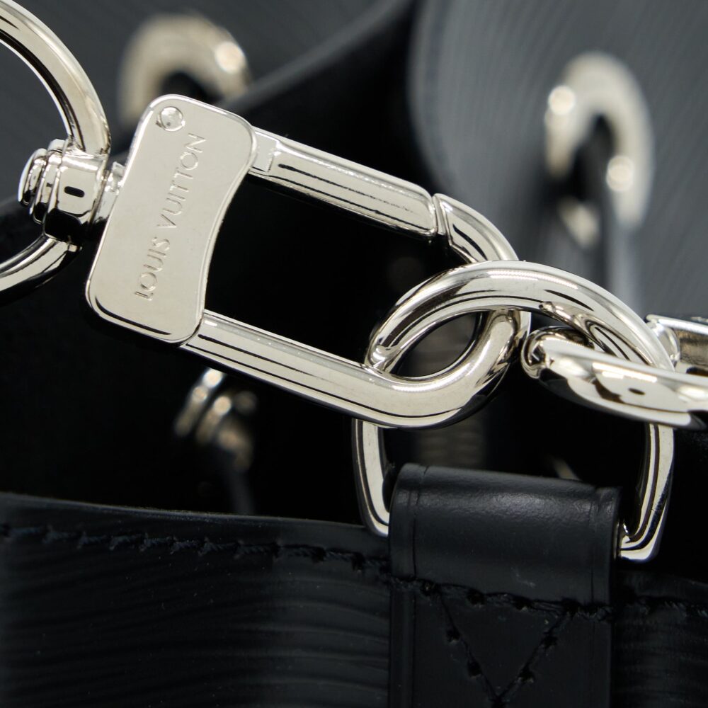 AAA Replica Louis Vuitton LV NEONOE EPI BLACK SHW