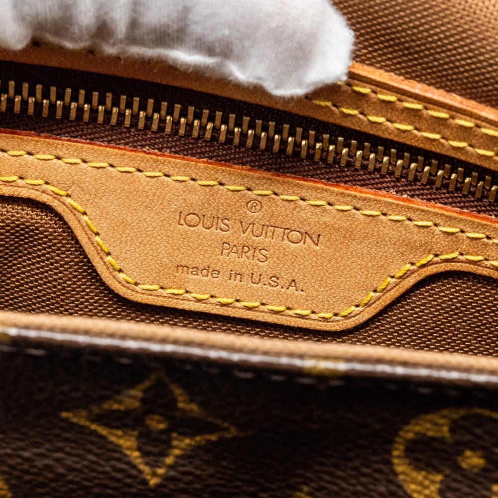 AAA Replica Louis Vuitton LV VINTAGE MINI LOOPING SHOULDER BAG MONOGRAM CANVAS GHW