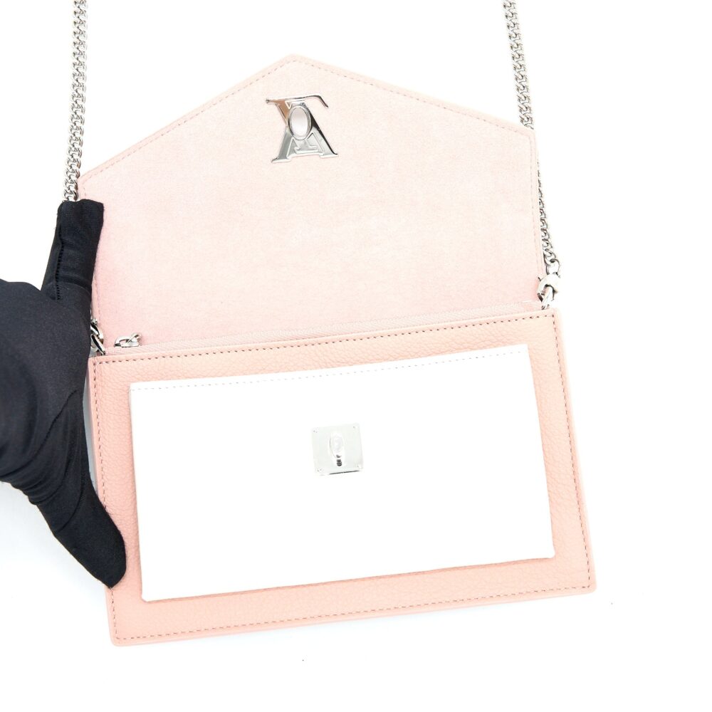 AAA Replica Louis Vuitton LV MYLOCKME CHAIN POCHETTE CALFSKIN PINK SHW