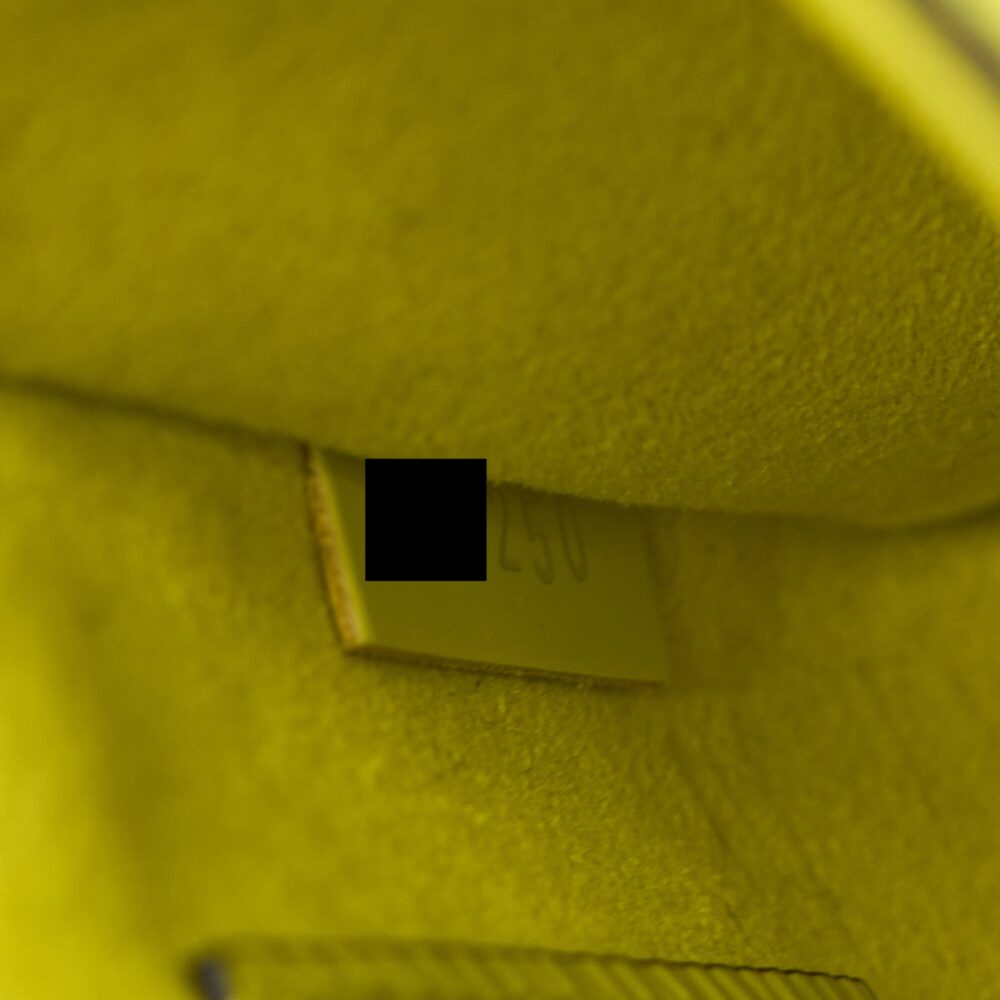 AAA Replica Louis Vuitton LV MINI TWIST EPI ACID GREEN SHW