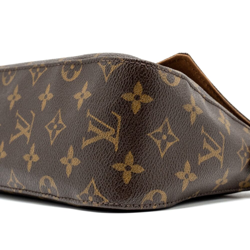AAA Replica Louis Vuitton LV VINTAGE MINI LOOPING SHOULDER BAG MONOGRAM CANVAS GHW