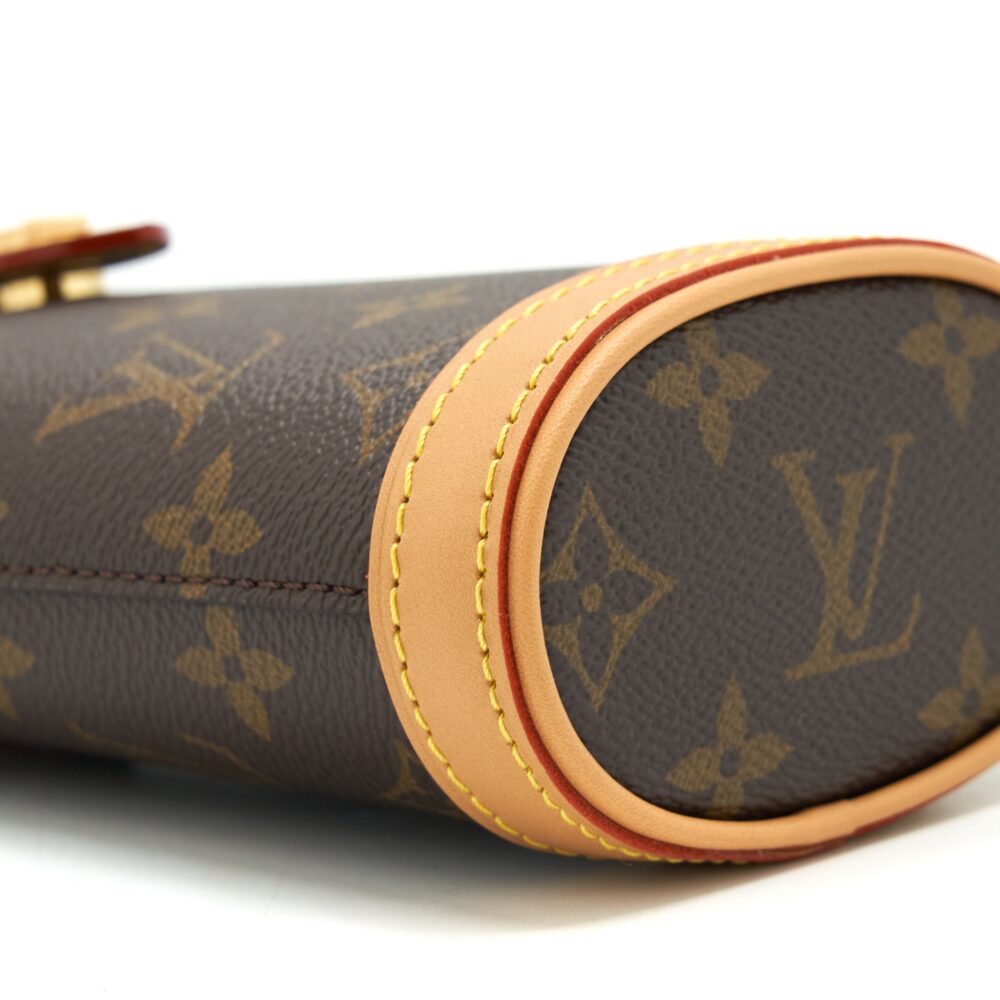 AAA Replica Louis Vuitton LV FOLD ME POUCH MONOGRAM CANVAS GHW