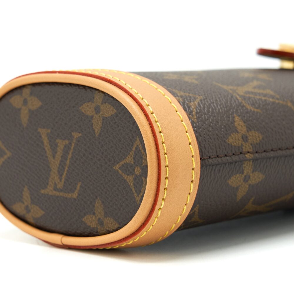 AAA Replica Louis Vuitton LV FOLD ME POUCH MONOGRAM CANVAS GHW