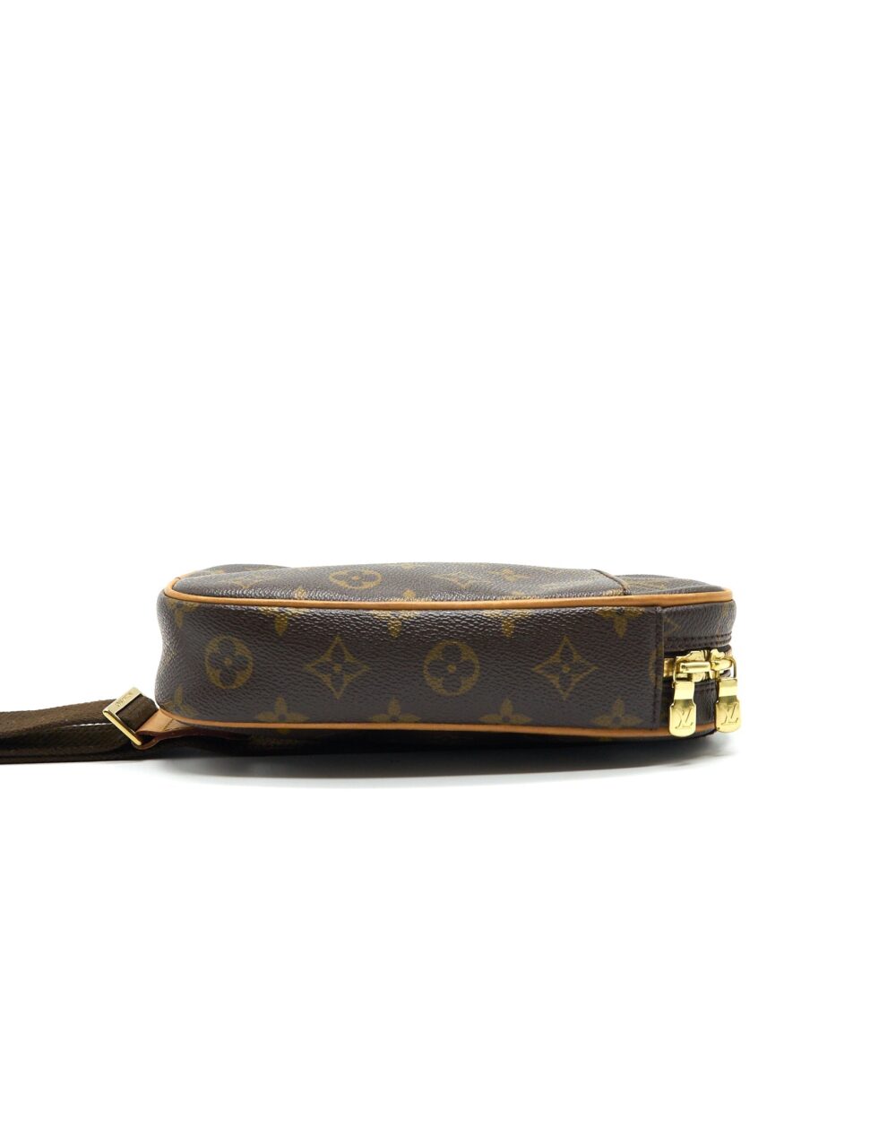 AAA Replica Louis Vuitton LV VINTAGE POCHETTE GANGE CROSSBODY BUM BAG