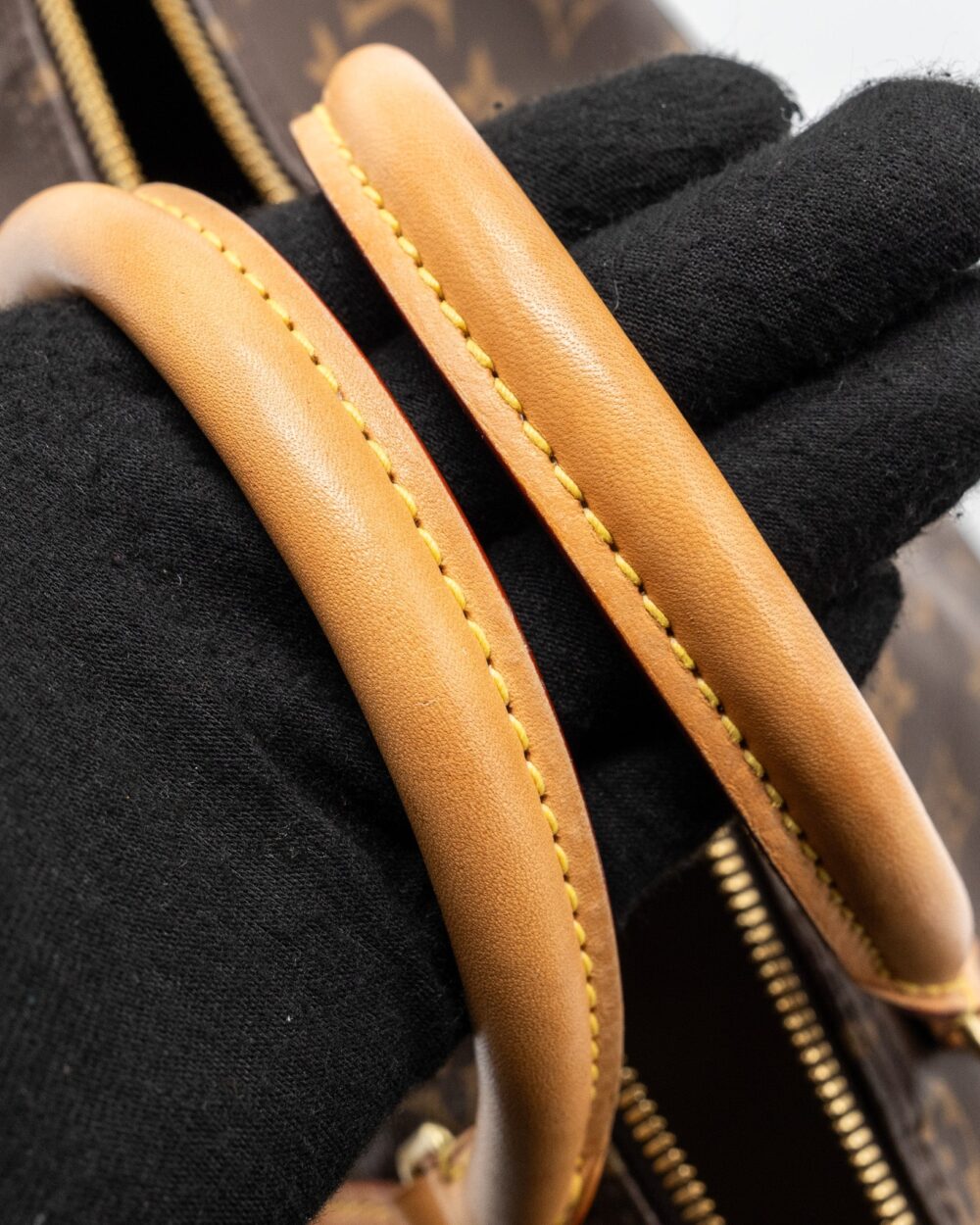 AAA Replica Louis Vuitton LV SPEEDY BANDOULIERE 30 MONOGRAM CANVAS GHW