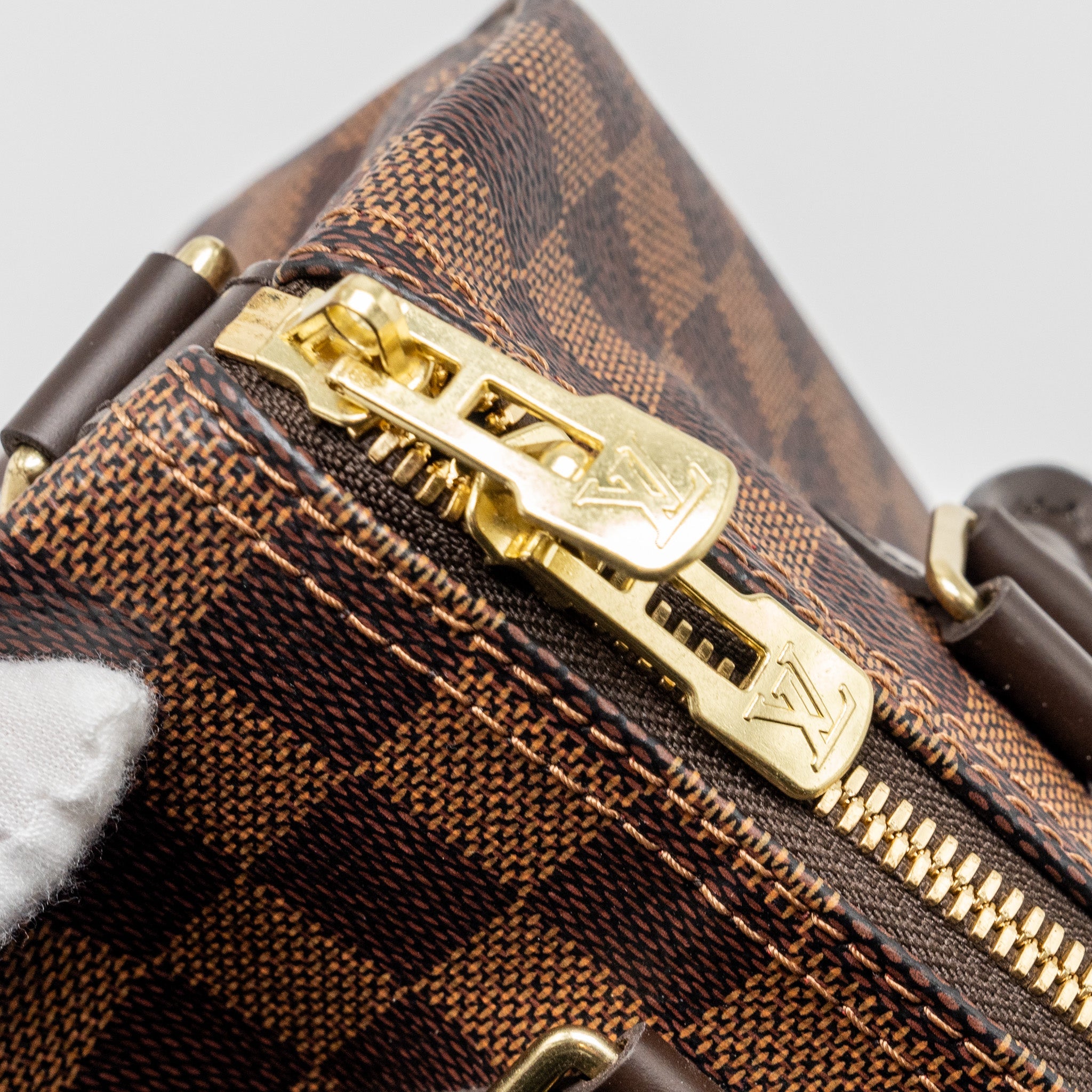 AAA Replica Louis Vuitton LV SPEEDY BANDOULIERE 25 DAMIER EBENE GHW