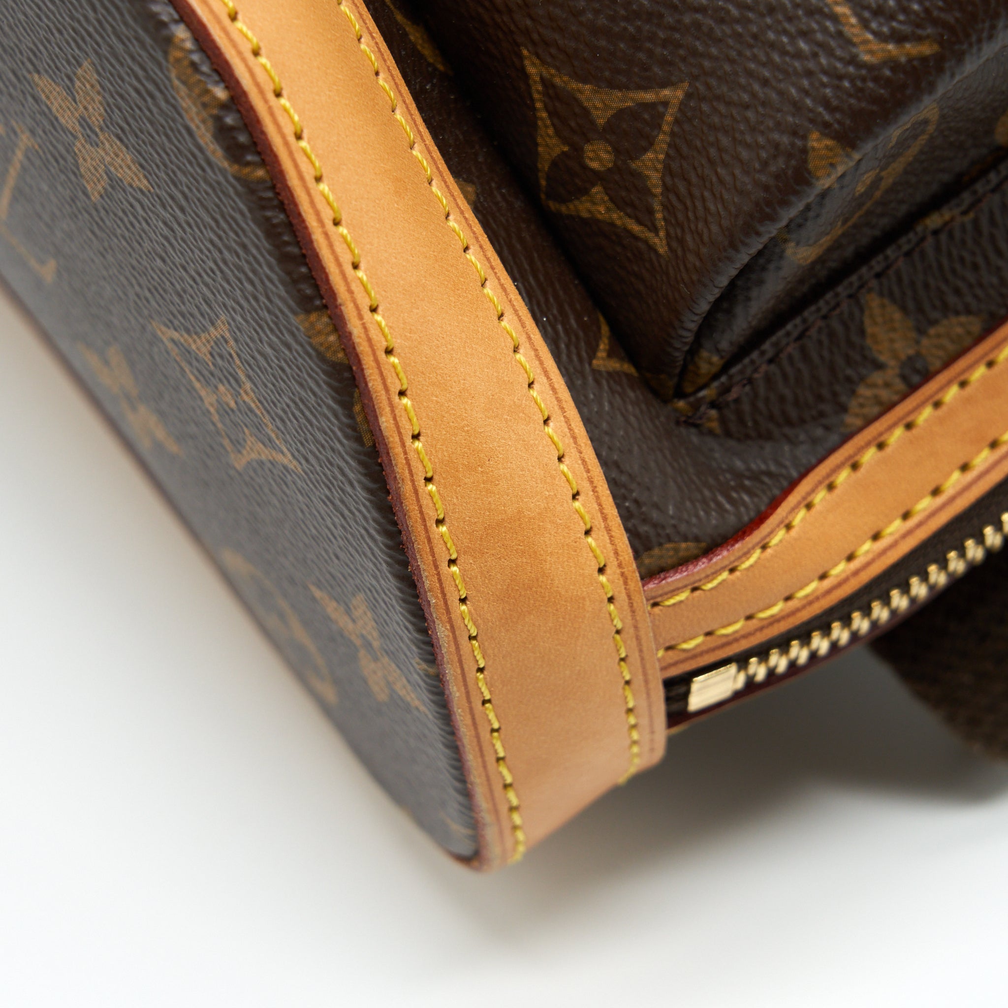 AAA Replica Louis Vuitton LV SAC A DOS BOSPHORE BACKPACK MONOGRAM CANVAS GHW