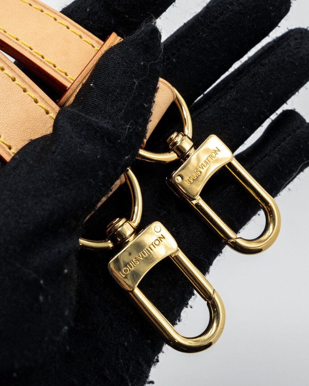 AAA Replica Louis Vuitton LV SPEEDY BANDOULIERE 25 MONOGRAM CANVAS GHW