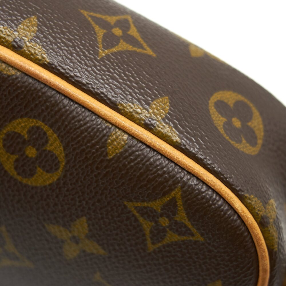 AAA Replica Louis Vuitton LV VINTAGE POCHETTE GANGE CROSSBODY BUM BAG