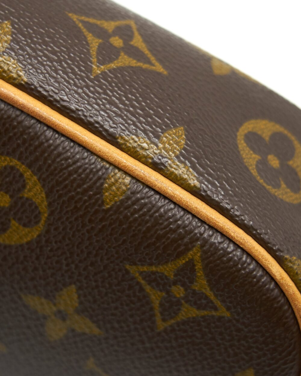 AAA Replica Louis Vuitton LV VINTAGE POCHETTE GANGE CROSSBODY BUM BAG