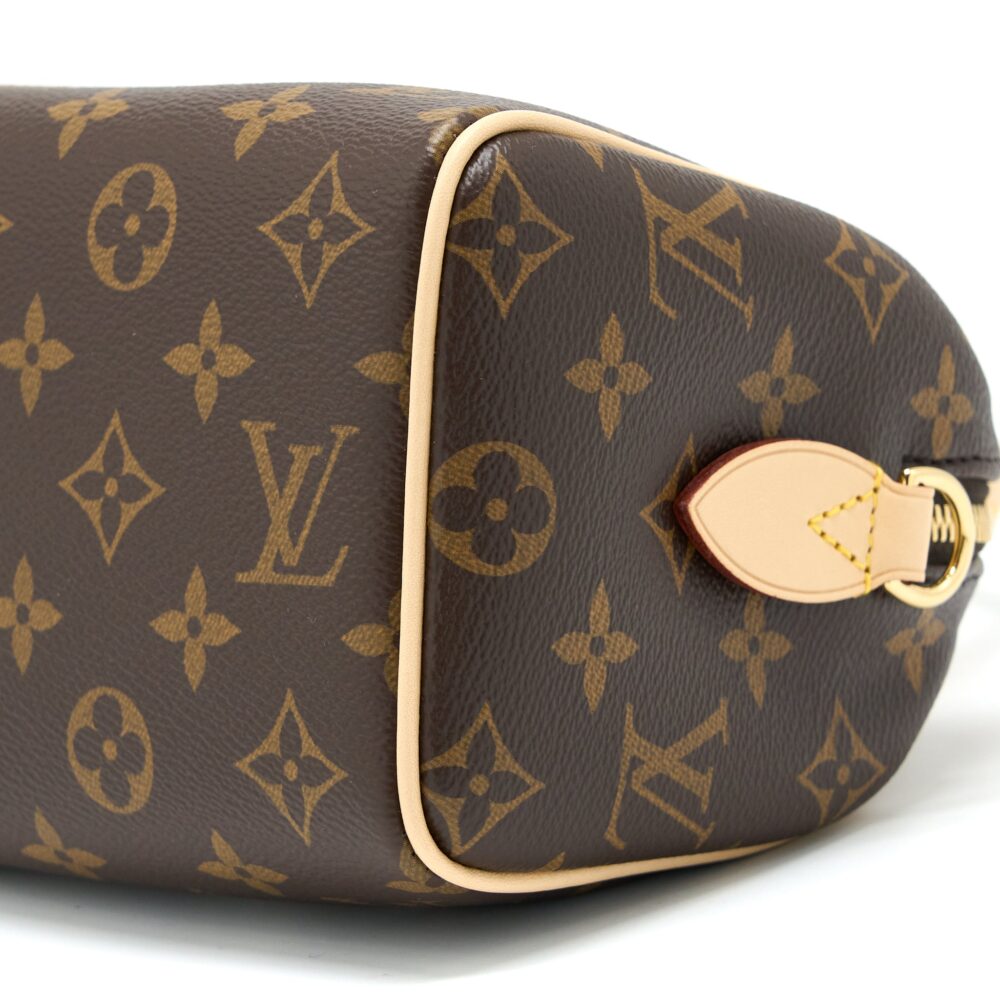 AAA Replica Louis Vuitton LV SPEEDY BANDOULIERE 20 MONOGRAM CANVAS WITH FUCHSIA STRAP GHW