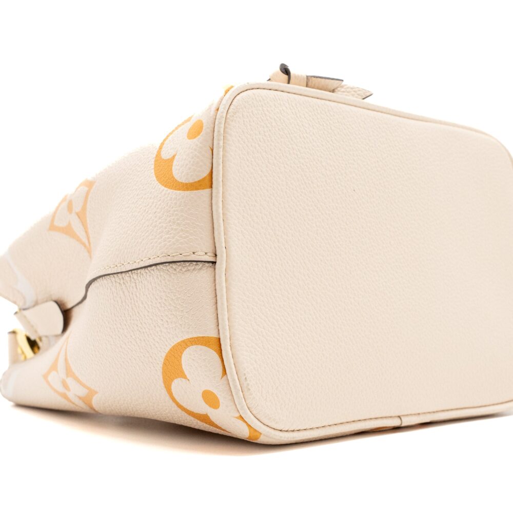 AAA Replica Louis Vuitton LV NEONOE BB EMPREINTE CREAM/ MULTICOLOUR GHW