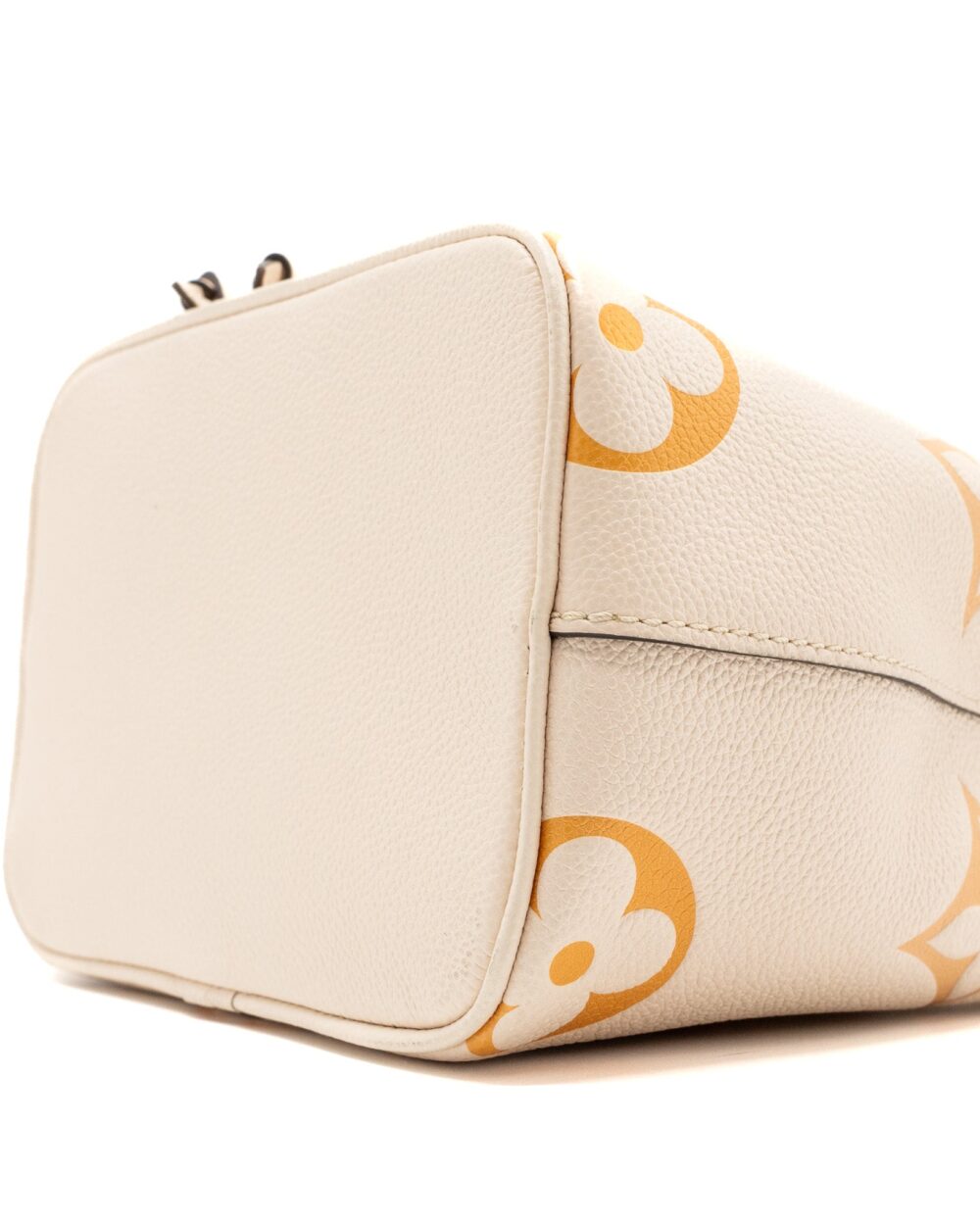 AAA Replica Louis Vuitton LV NEONOE BB EMPREINTE CREAM/ MULTICOLOUR GHW