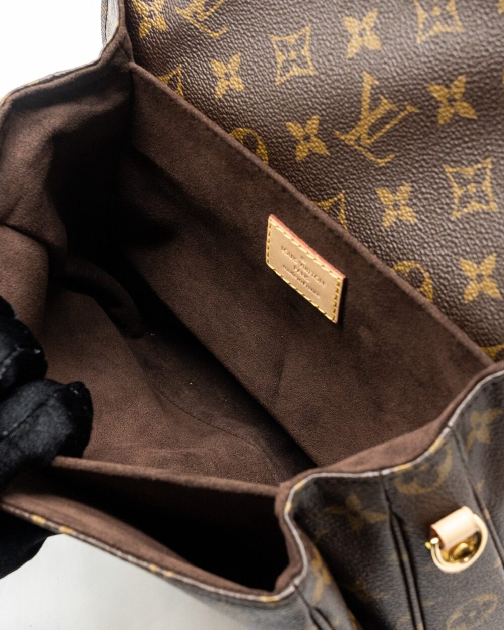 AAA Replica Louis Vuitton LV POCHETTE MÉTIS MONOGRAM CANVAS GHW