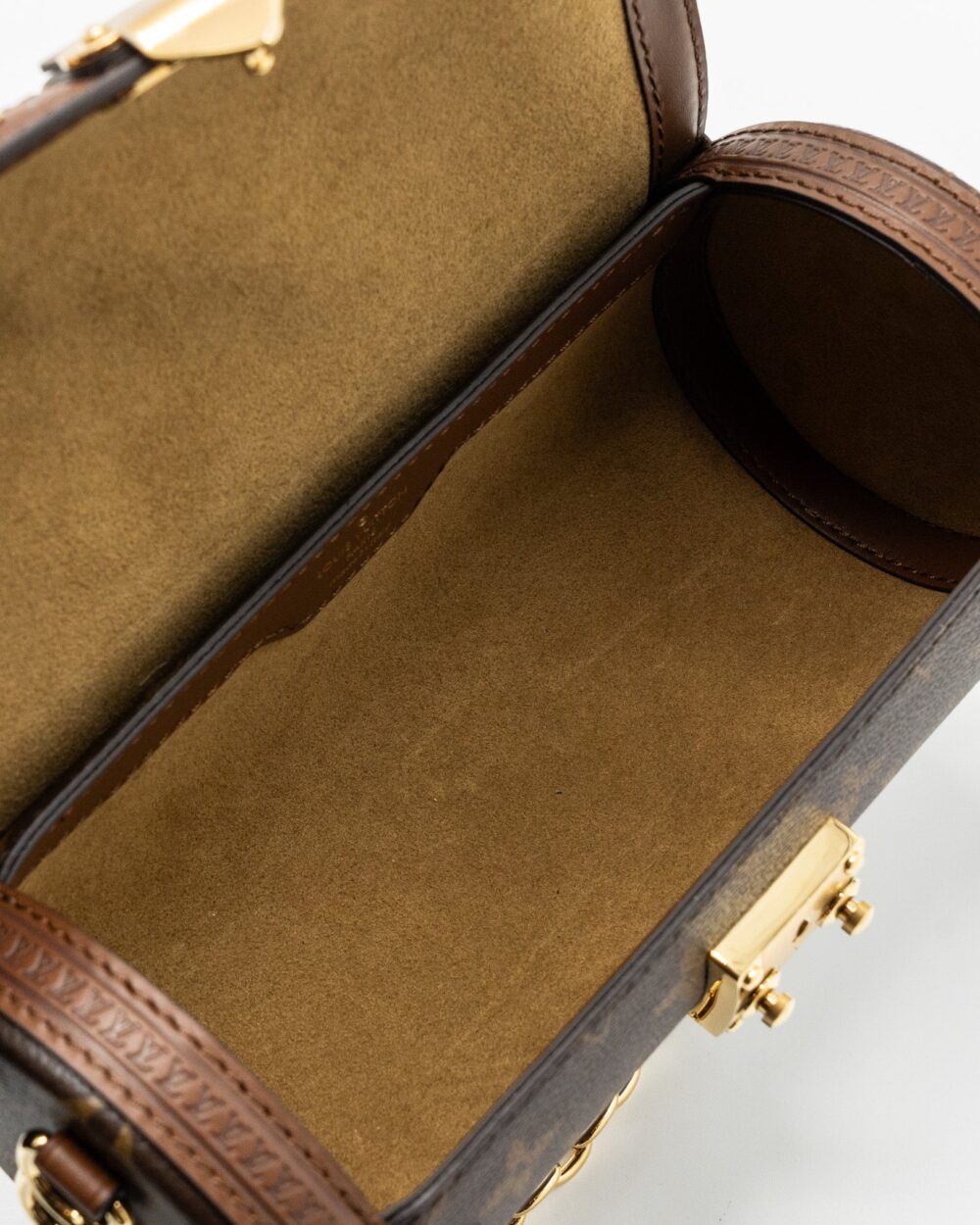 AAA Replica Louis Vuitton LV PAPILLON TRUNK MONOGRAM CANVAS GHW(NEW VERSION)