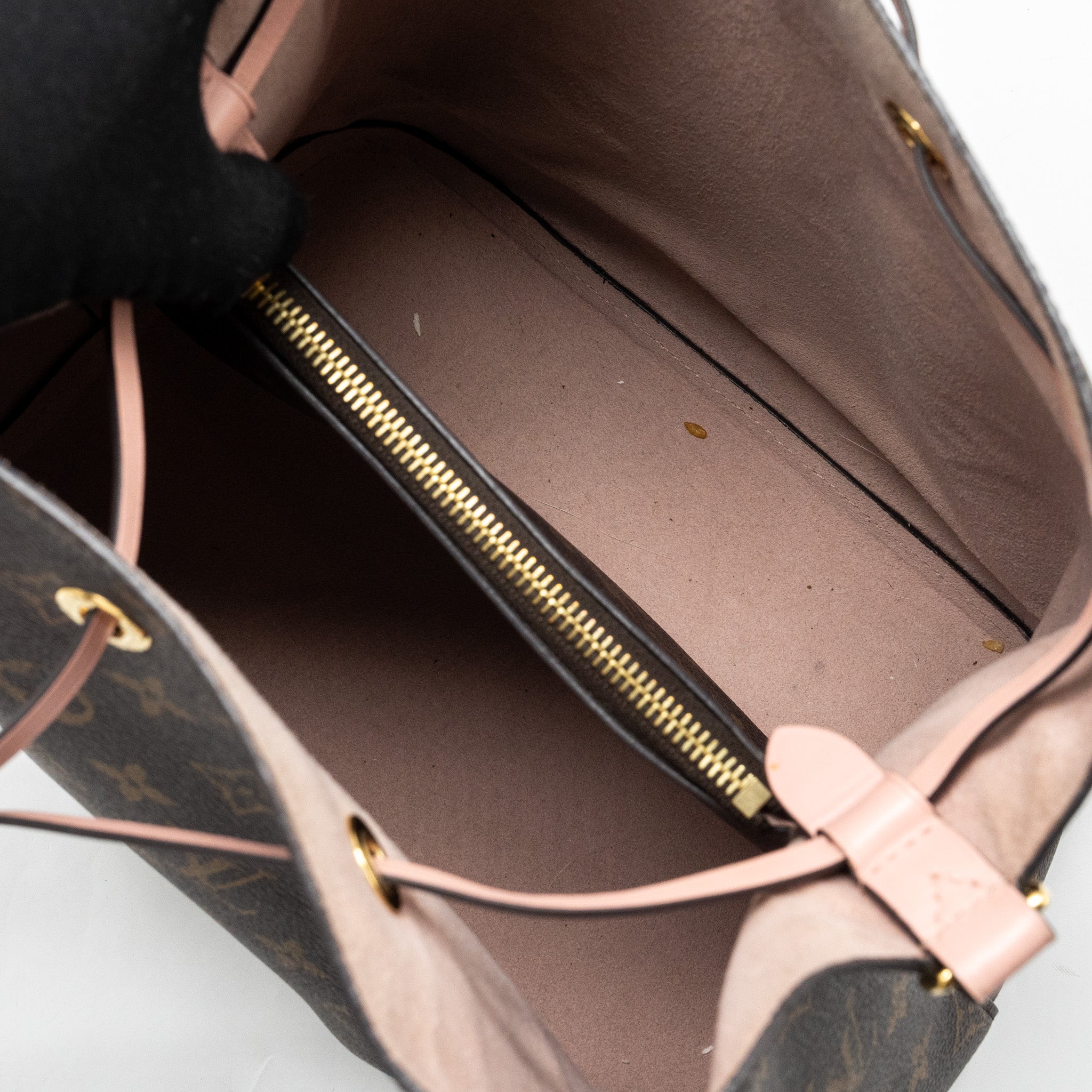 AAA Replica Louis Vuitton LV NEONOE MONOGRAM CANVAS / ROSE POUDRE GHW