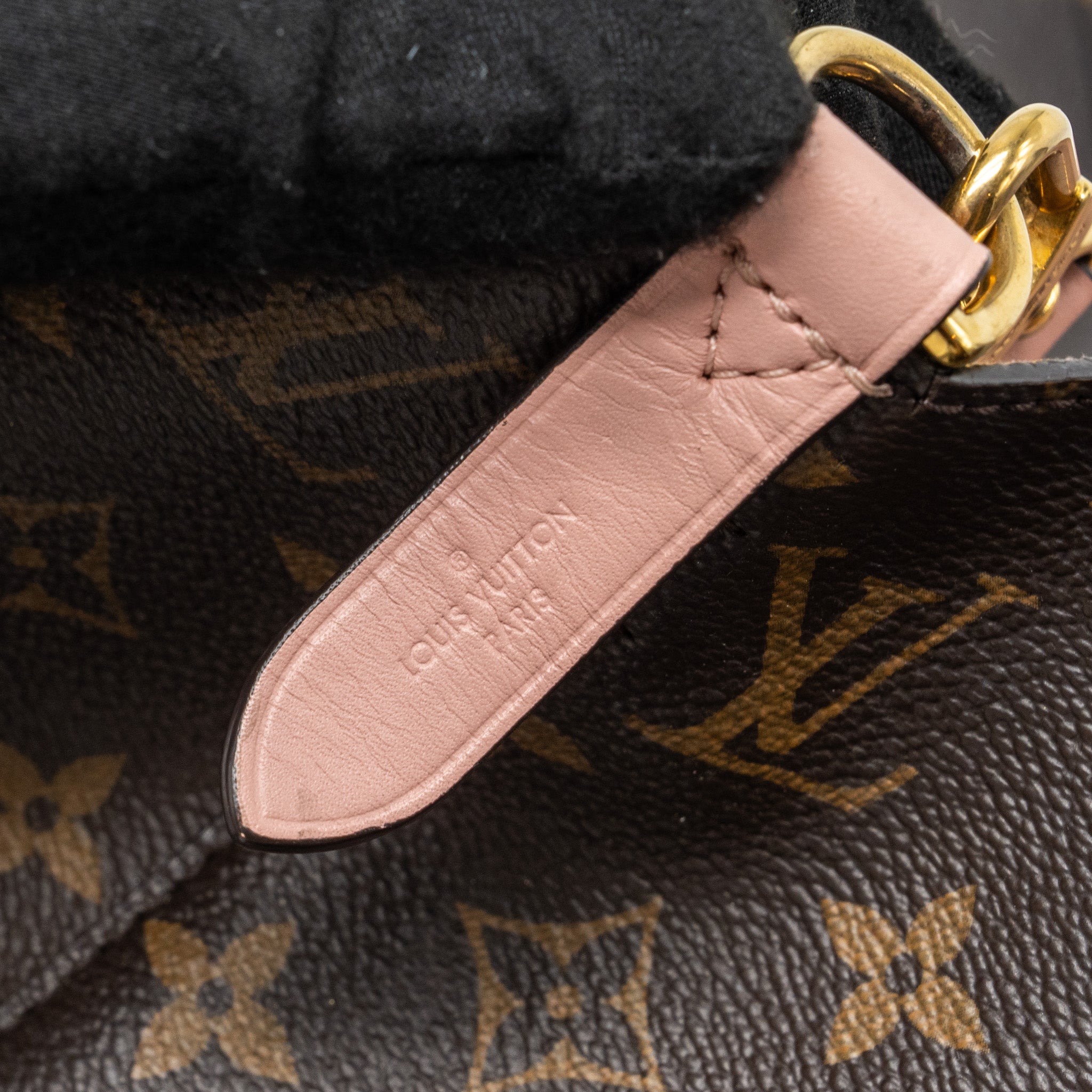 AAA Replica Louis Vuitton LV NEONOE MONOGRAM CANVAS / ROSE POUDRE GHW