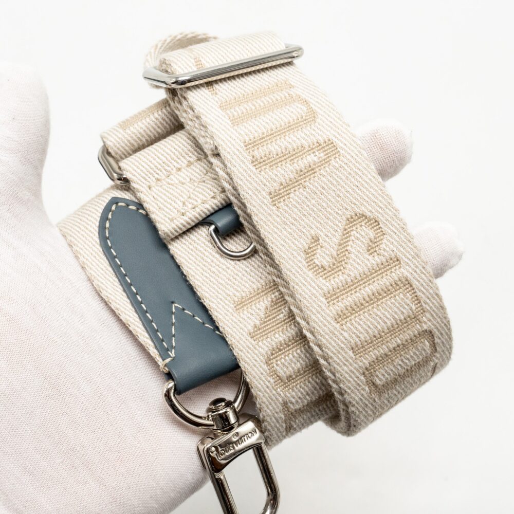 AAA Replica Louis Vuitton LV KEEPALL BANDOULIERE 25 WASHED DENIM CANVAS BLUE SHW