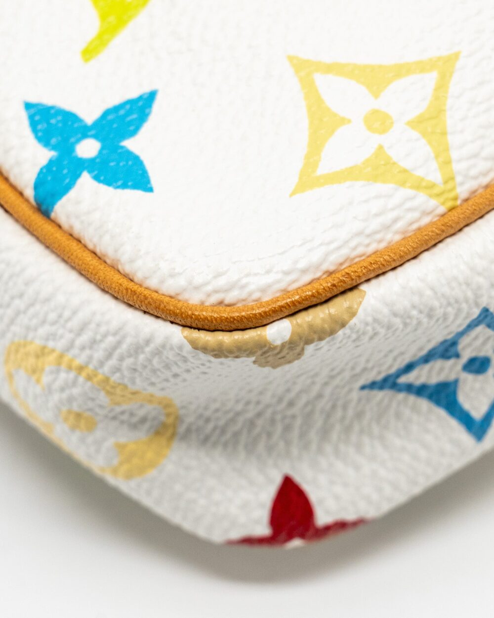 AAA Replica Louis Vuitton LV POCHETTE ACCESSORIES CANVAS WHITE MULTICOLOUR GHW