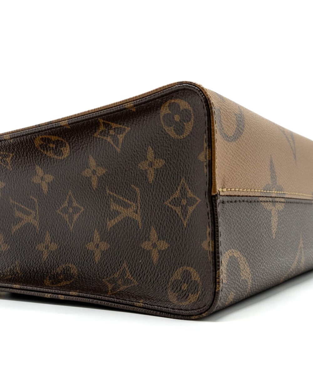 AAA Replica Louis Vuitton LV ONTHEGO PM MONOGRAM CANVAS / MONOGRAM REVERSE CANVAS GHW(NEW VERSION)