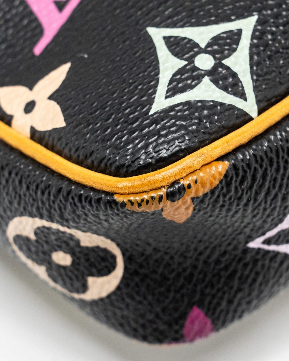 AAA Replica Louis Vuitton LV POCHETTE ACCESSORIES CANVAS BLACK MULTICOLOUR GHW