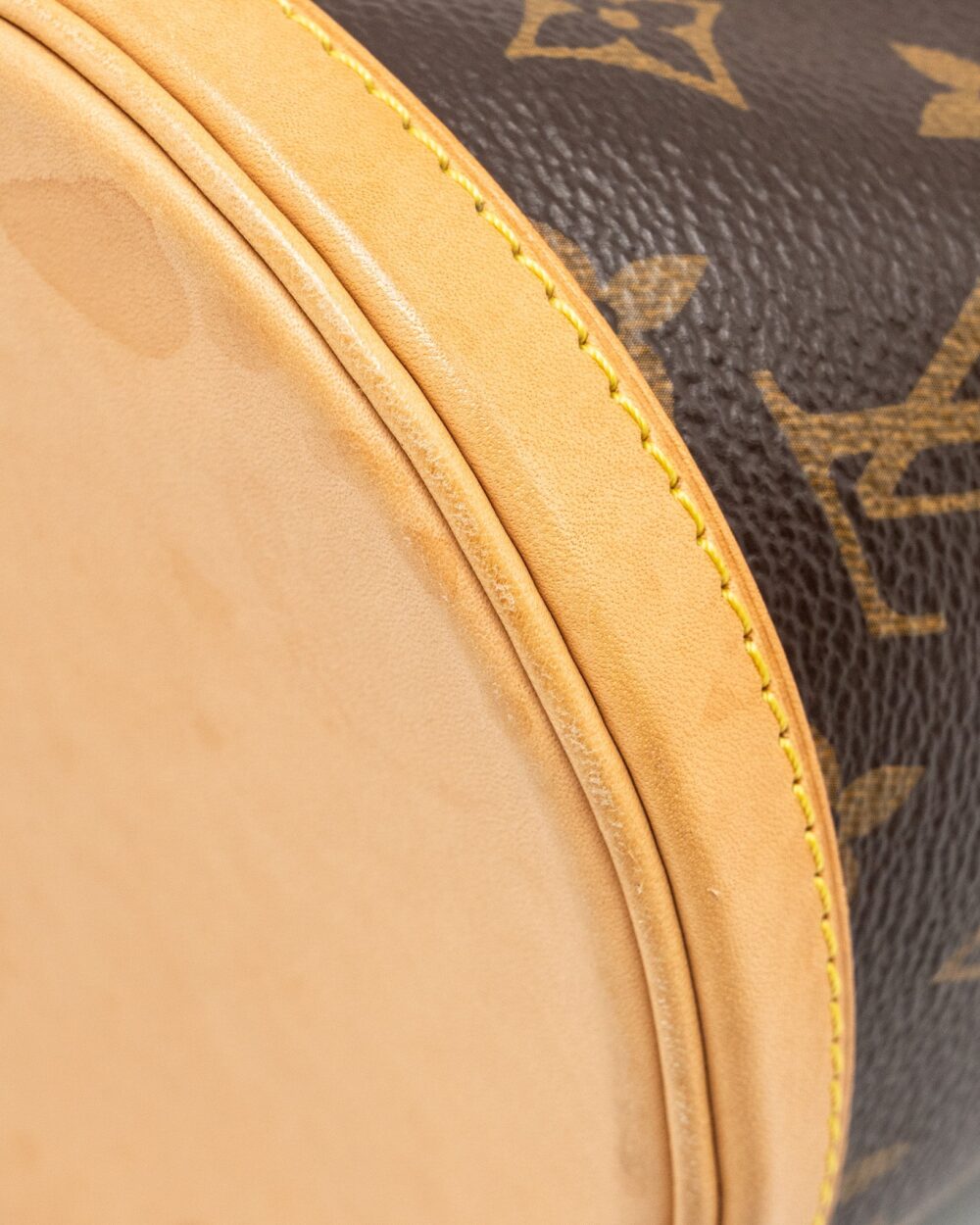 AAA Replica Louis Vuitton LV DUFFLE BAG MONOGRAM CANVAS GHW