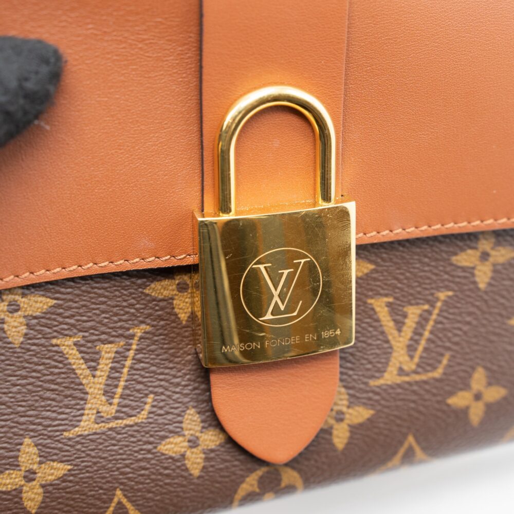 AAA Replica Louis Vuitton LV LOCKY BB MONOGRAM CANVAS/CARAMEL GHW