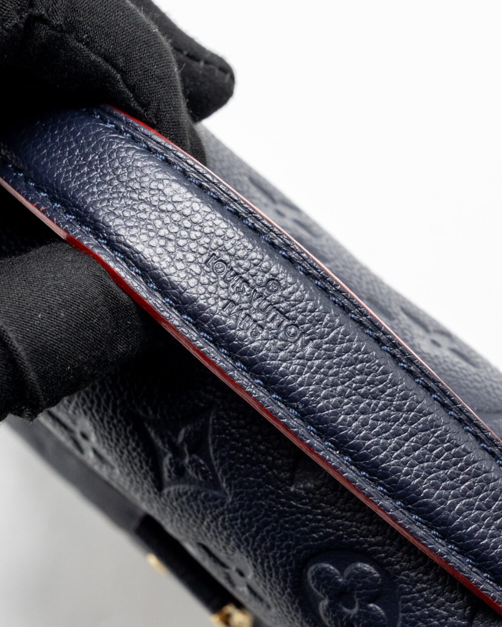AAA Replica Louis Vuitton LV POCHETTE METIS MONOGRAM EMPREINETE NAVY GHW