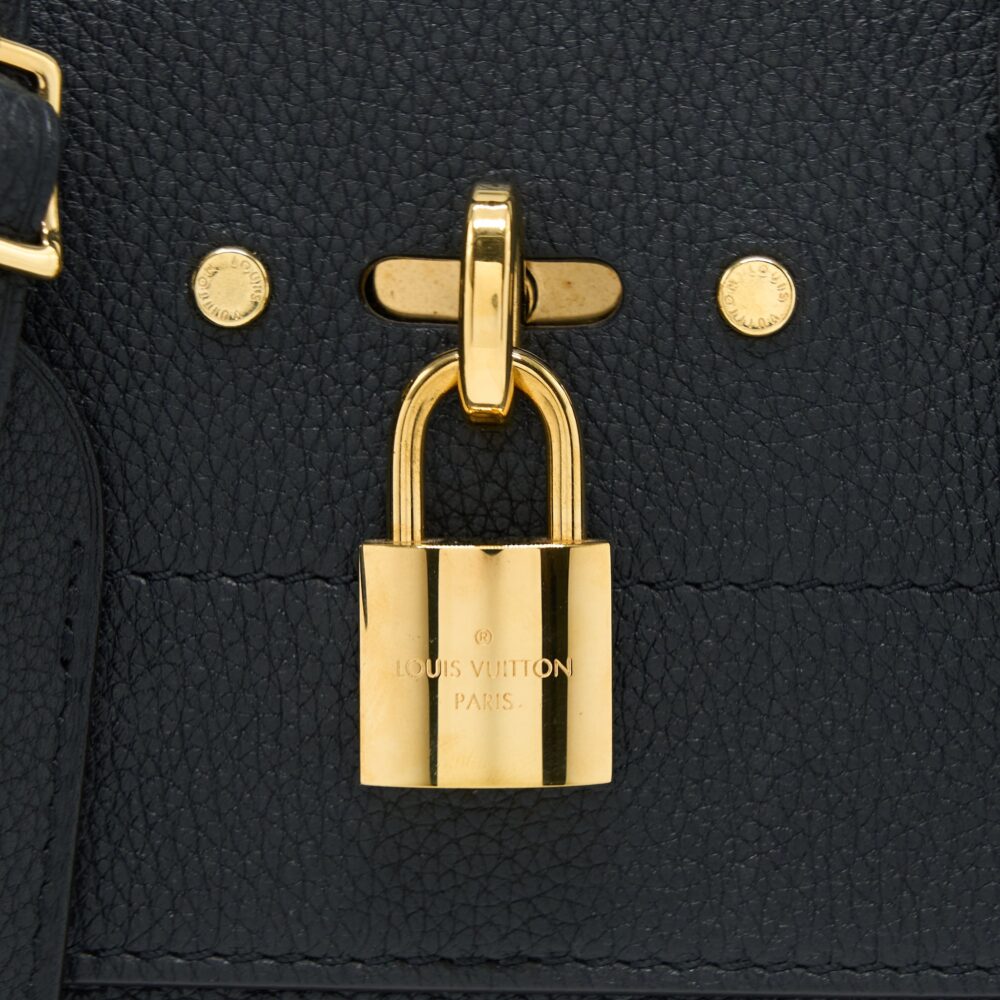AAA Replica Louis Vuitton LV CITY STEAMER MM GRAINED CALFSKIN BLACK GHW
