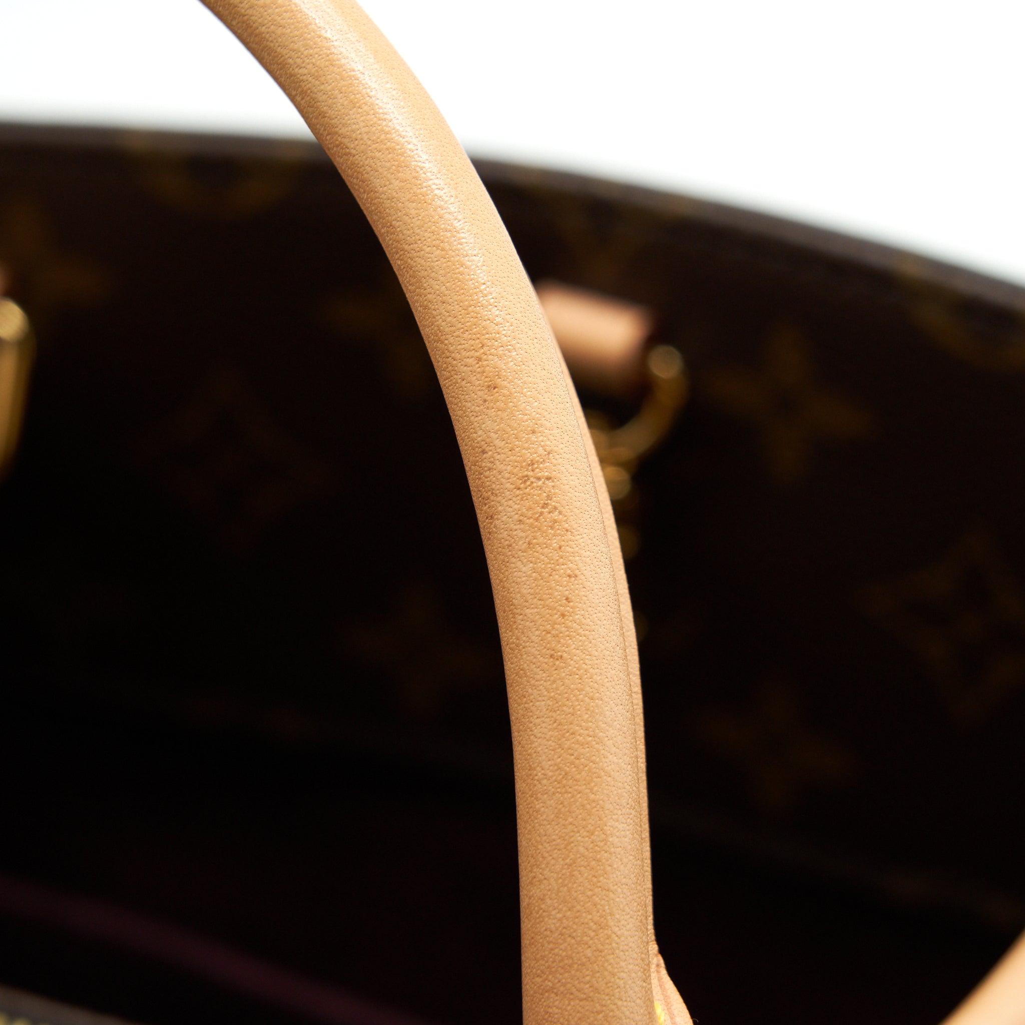 AAA Replica Louis Vuitton LV MONTAIGNE BAG MM MONOGRAM