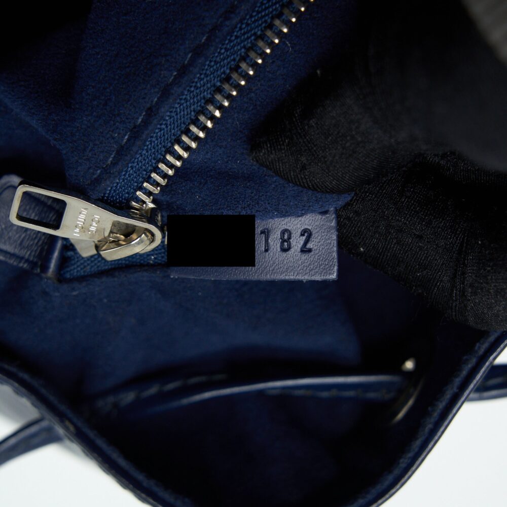 AAA Replica Louis Vuitton LV NOE BUCKET BAG EPI LEATHER NAVY SHW