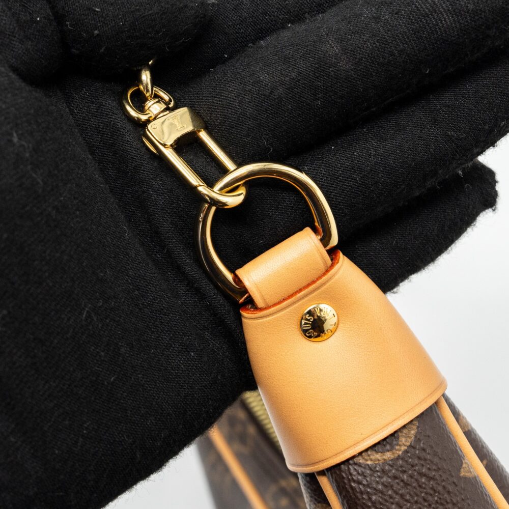 AAA Replica Louis Vuitton LV LOOP BAG MONOGRAM CANVAS GHW(NEW VERSION)