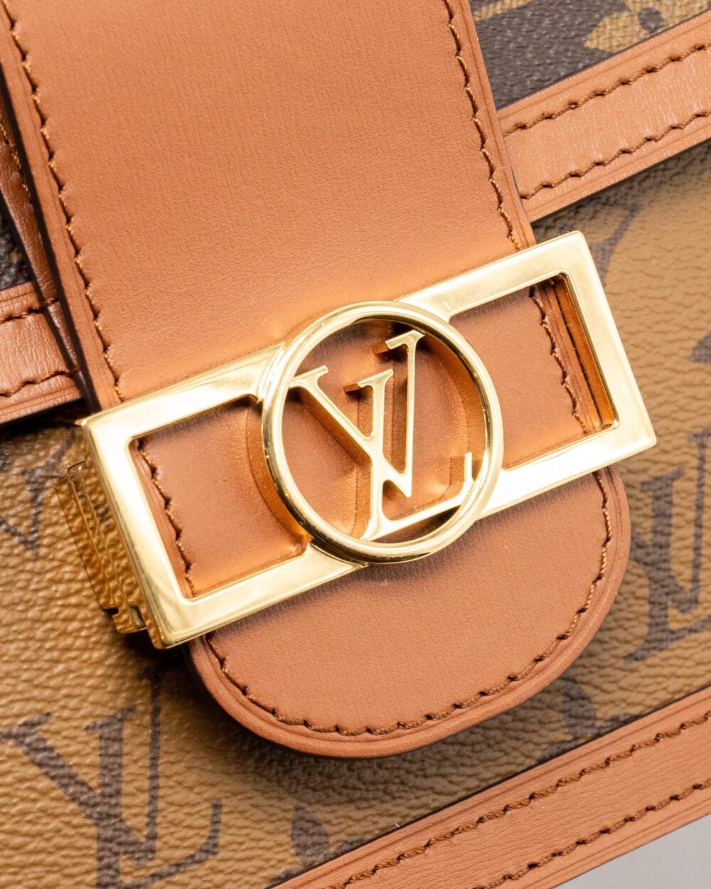 AAA Replica Louis Vuitton LV DAUPHINE MM MONOGRAM CANVAS GHW