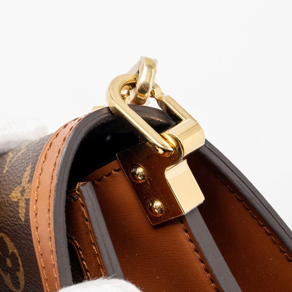 AAA Replica Louis Vuitton LV DAUPHINE MM MONOGRAM CANVAS GHW