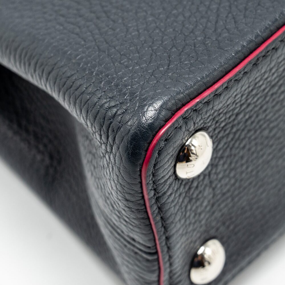 AAA Replica Louis Vuitton LV CAPUCINES BB TAURILLON NAVY SHW