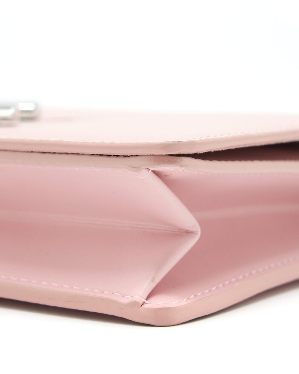 AAA Replica Louis Vuitton LV TWIST WALLET ON CHAIN EPI PINK SHW