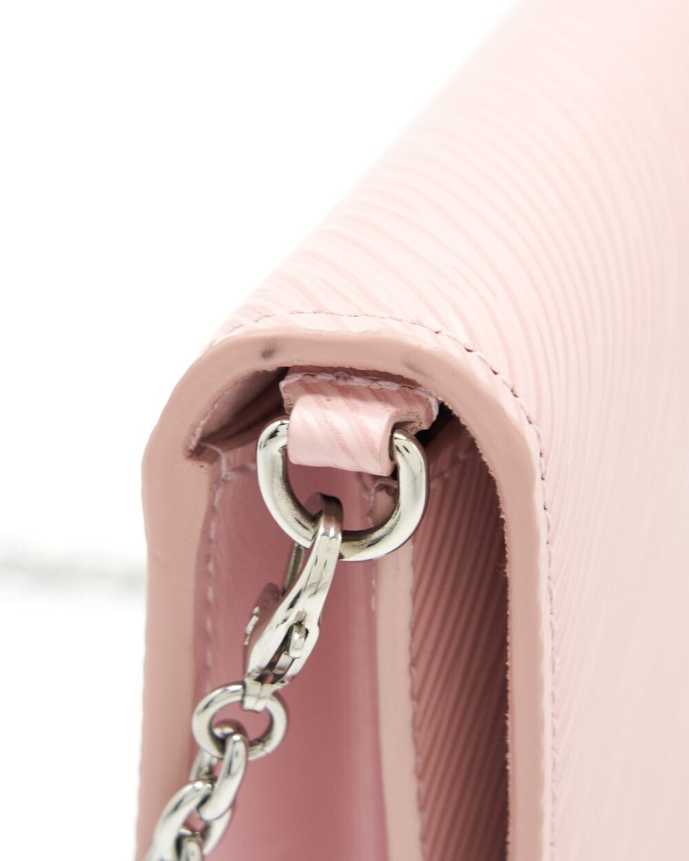 AAA Replica Louis Vuitton LV TWIST WALLET ON CHAIN EPI PINK SHW
